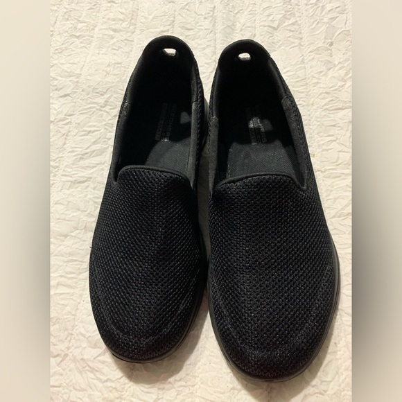 SKECHERS GO WALK 5- Women's size 6.5 Goga Mat -Slip-on Athletic Shoes. - Picture 1 of 6